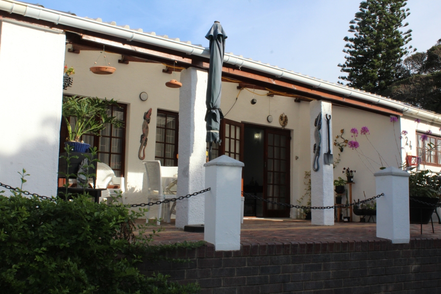 2 Bedroom Property for Sale in West Bank Eastern Cape